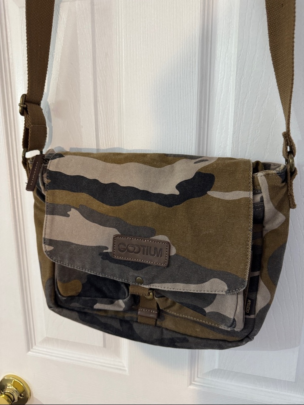 (NEW) Vintage Gootium Camouflage Canvas Messenger Bag - Olive/Brown - Picture 2 of 15